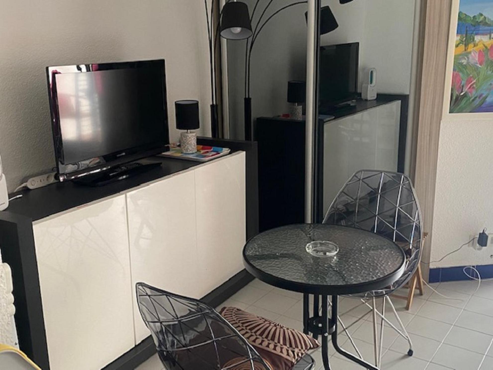 Vittoria Immobilier 2 -Reglement Sur Place - Cheques Vacances Acceptes La Grande Motte Bilik gambar